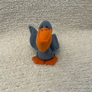 Mini beanie baby scoop